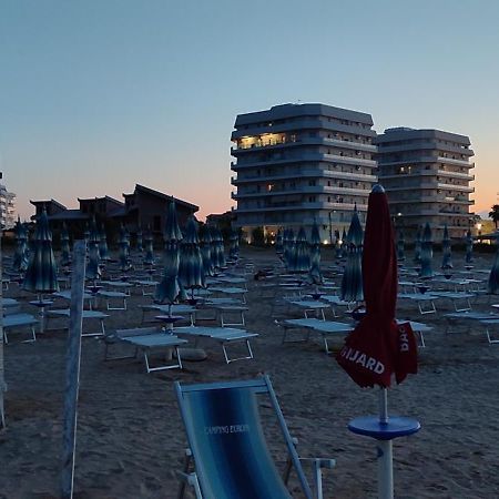 Oltre Confine Fronte Mare Villa Marina Di Montenero Eksteriør billede